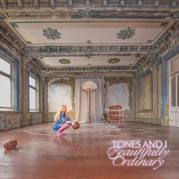 Album Beautifully Ordinary de Tones And I