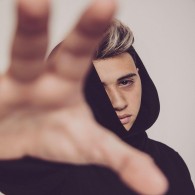 Canciones FMK Lyrics