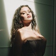 Sabrina Claudio foto