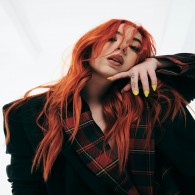 Olivia Addams foto