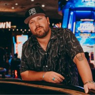 Mitchell Tenpenny foto