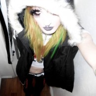 6arelyhuman foto