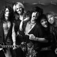 Aerosmith & YUNGBLUD foto